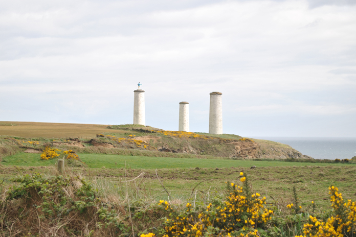 Metal Man Tower, County Waterford 05 – Setting